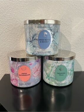 Bath & Body Works Fresh Water & Sea Salt 3-Wick Candle - Blue